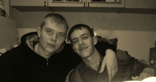 Денис Худяков