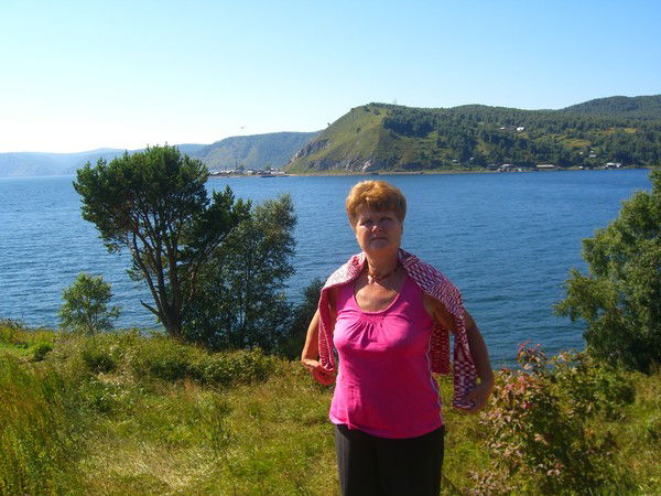 Нина Сухарева