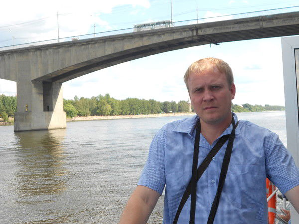 Женя Пахолков