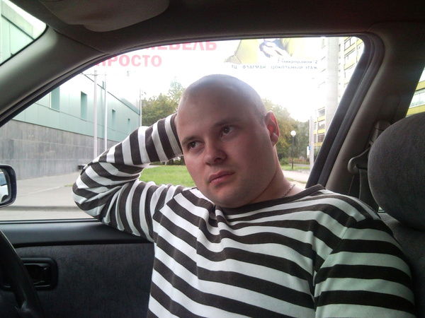 Максим Назматдинов