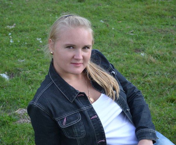 Лена Боровикова