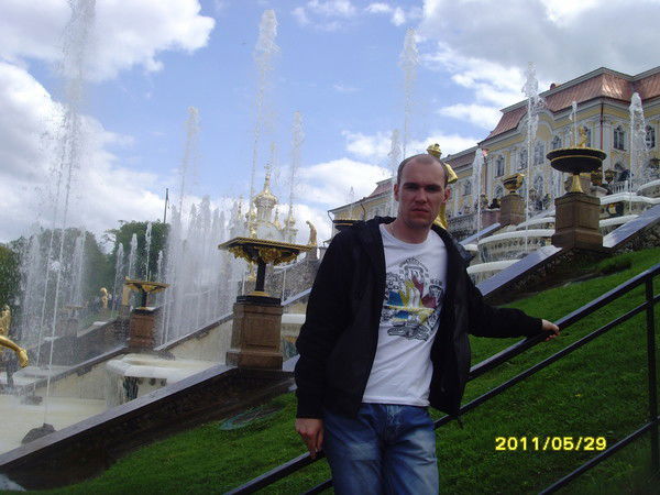 Рома Иванов