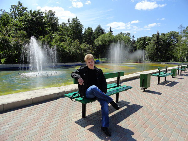 Александр Петров