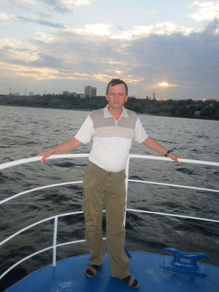 Юра Доманов