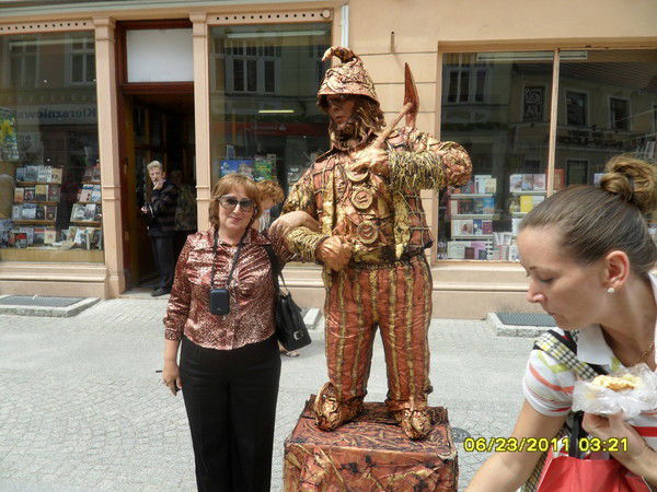 Зульфия Мадаминова