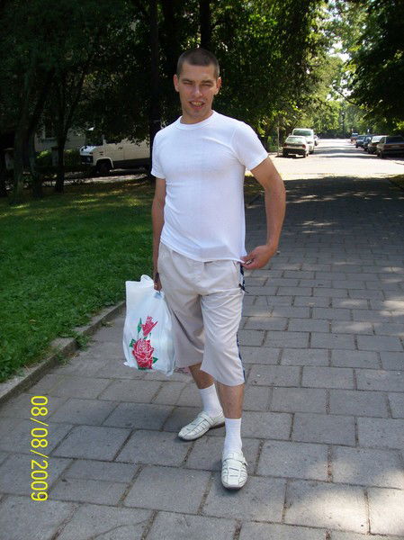 Евгений Иванов