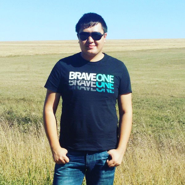 Максим Булышев