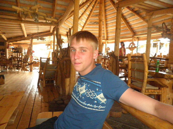 Алексей Толстихин