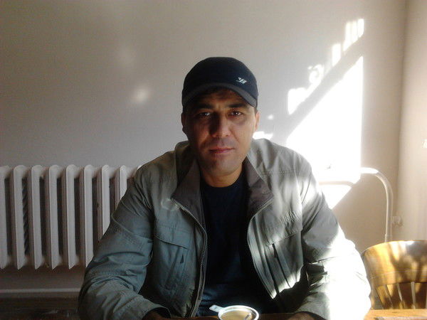 Абдукахор Садиков