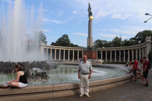 Андрей Ходюня