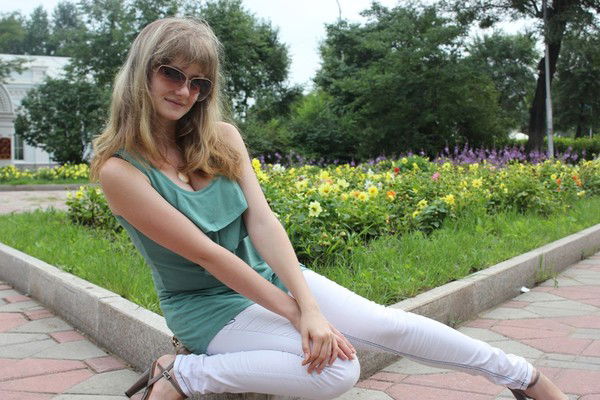 Людмила Тихонова