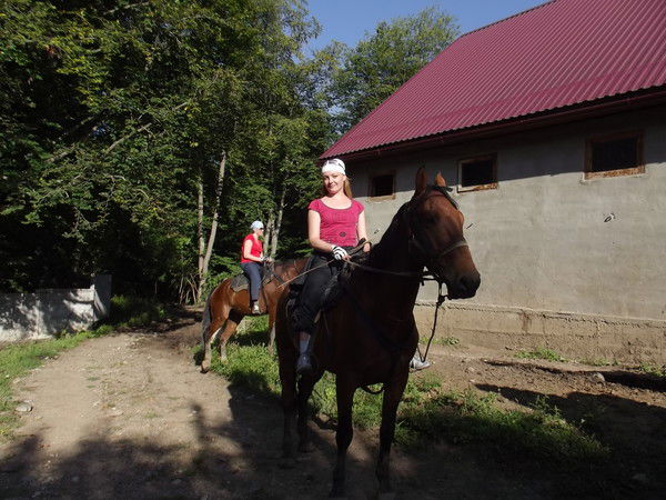 Катя Белова