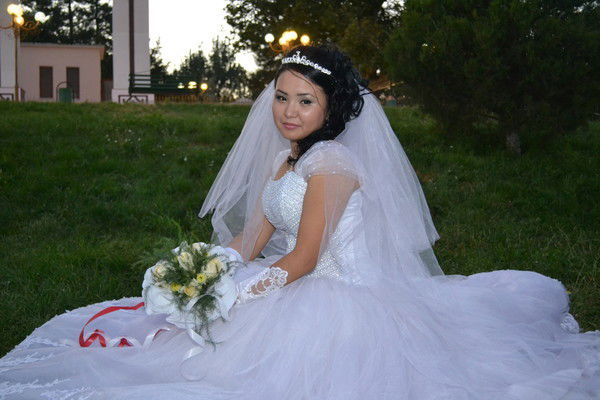 Эльмира Адилбековна