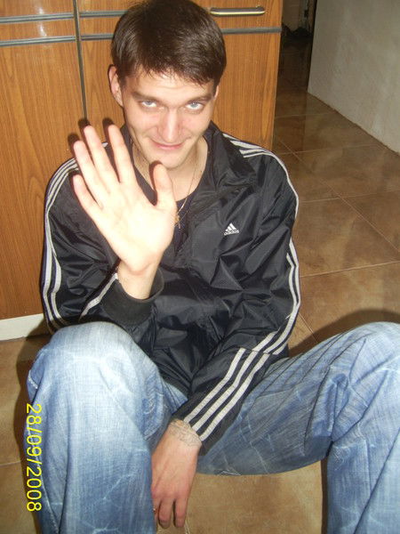 Денис Холявка