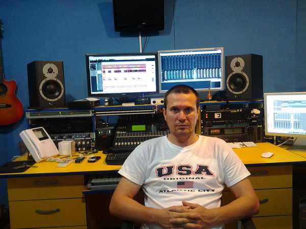 Амур Успаев