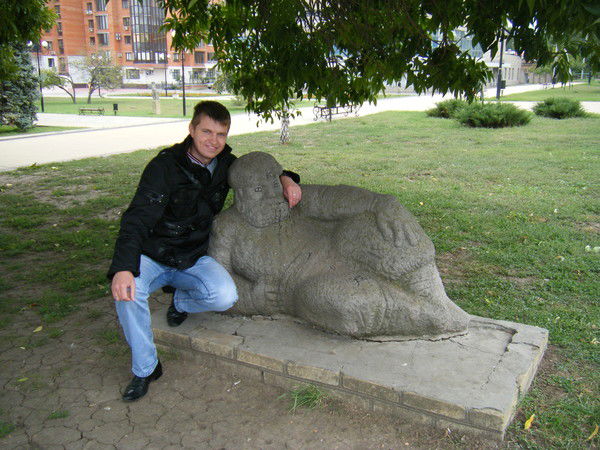 Денис Котов