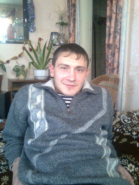 Виктор Уваров