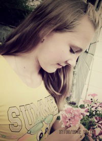 Олеся Костомарова