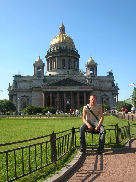 Александр Толстиков