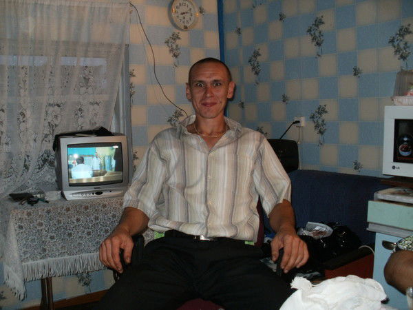 Денис Анфалов