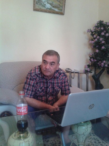 Коля Тахирджанов