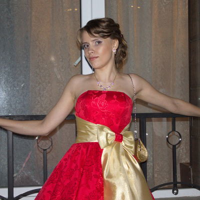 Юлия Шеладонова