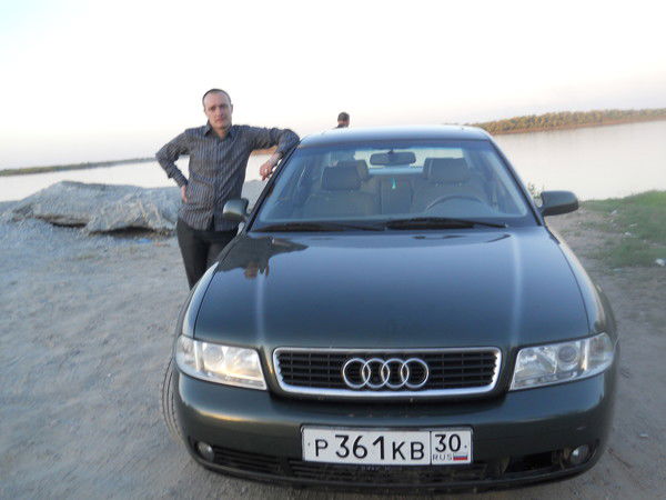 Олег Антонов