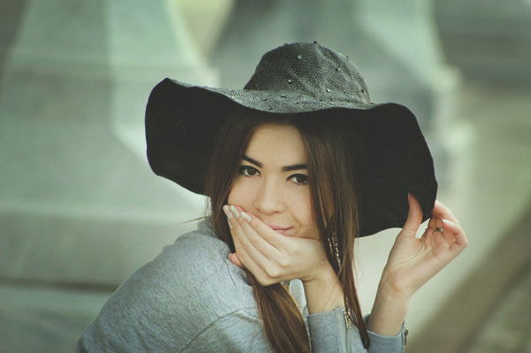 Луиза ............