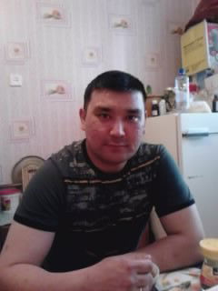 Алмат Курмангалиев