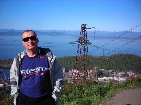 Емельянов Евгений