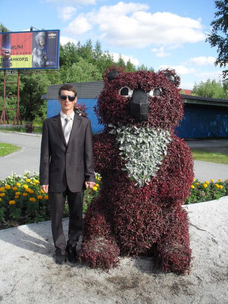 Виктор Пельменев