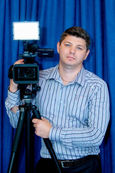 Олег Иванов