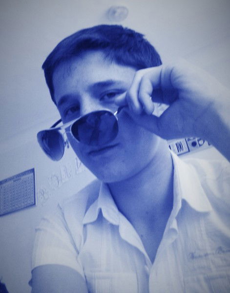 Жахонгир Азатов