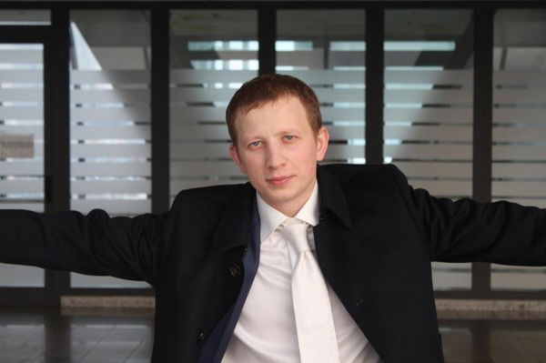 Александр Колотов