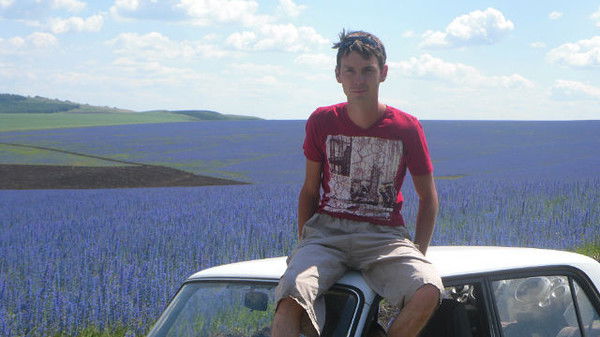 Владимир Артемов