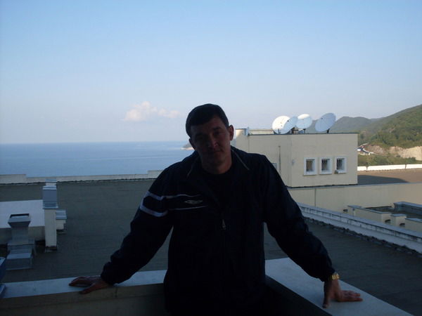 Василий Басов