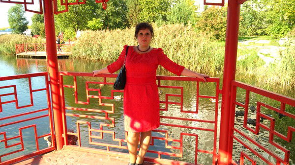 Елена Щученкова