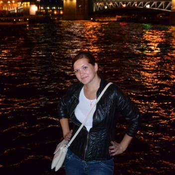 Надежда Акулич