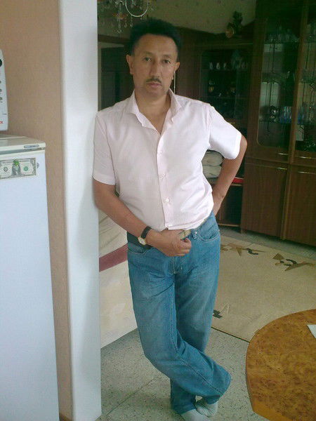 Айбол Исаханов