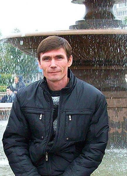 Александр Валов