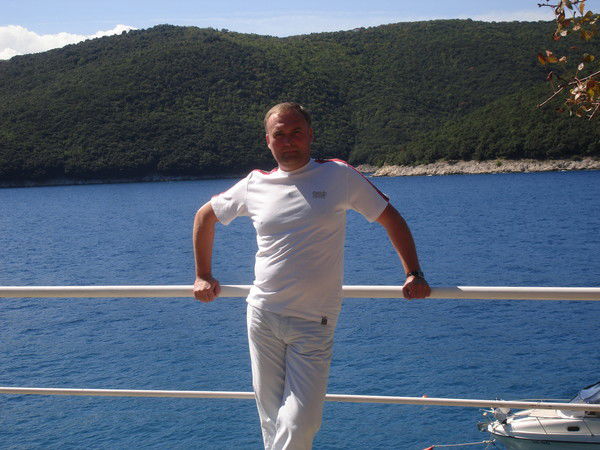 Андрей Черненков