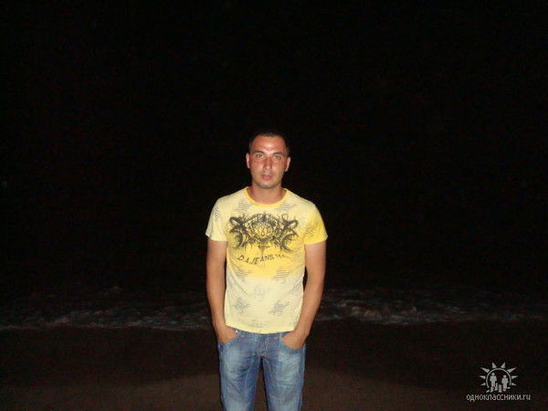 Юрий Азизов