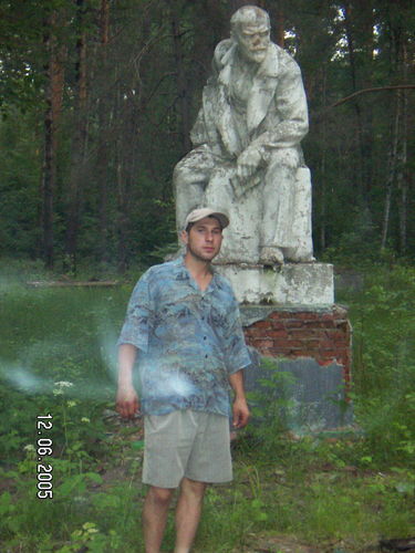 Михаил Артемов