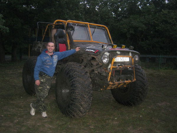 Роман Роман