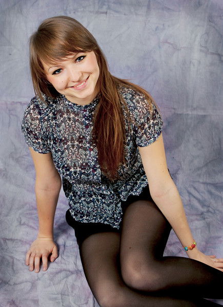 Вика Попова