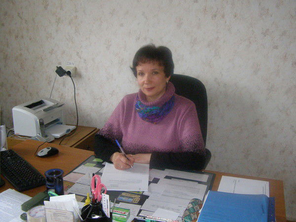 Елена Попова