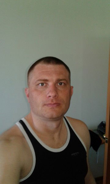 Антон Якушин