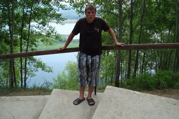 Неизвестно Неизвестно