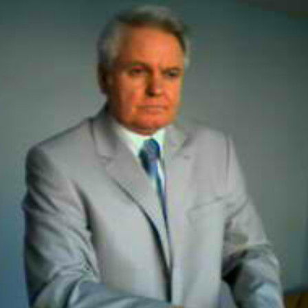 Владимир Петров