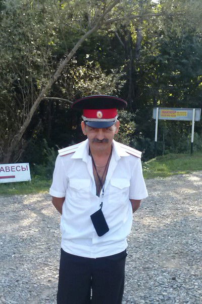 Юрий Сапожник